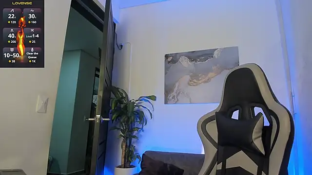 Yeiko Romero  online show from October 21, 2025, 12:00 am