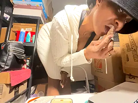 wynterheat online show from November 27, 2025, 5:13 pm