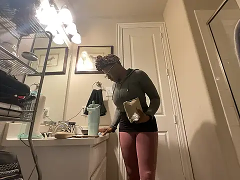 wynterheat online show from March 12, 2026, 4:22 pm