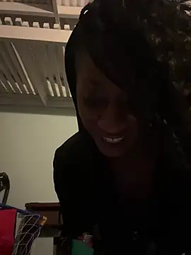 Snapshot of wynterheat chatting on March 2, 2025, 10:58 am wynterheat online show from March 2, 2025, 10:58 am