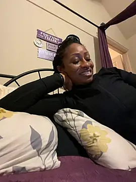 Snapshot of wynterheat chatting on March 4, 2025, 5:53 am wynterheat online show from March 4, 2025, 5:53 am