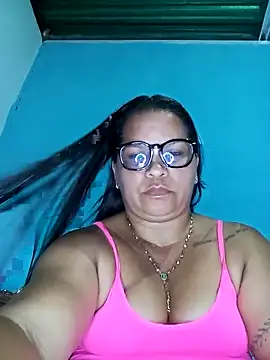 Snapshot of Sikiu_40 chatting on April 15, 2026, 2:28 am Sikiu 40 online show from April 15, 2026, 2:28 am