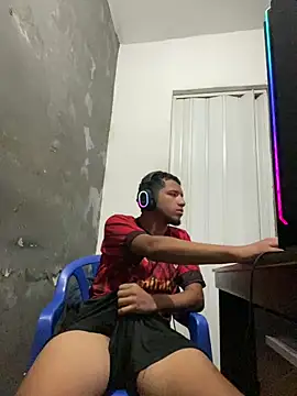 hyzi1 online show from March 5, 2026, 2:41 am