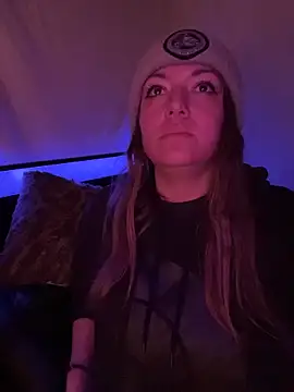 SummerV91 online show from February 15, 2026, 11:36 pm