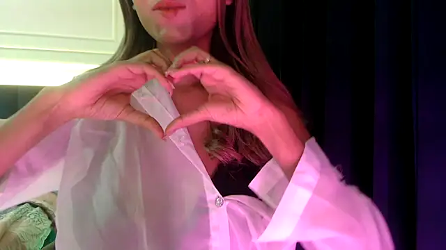 chhui mui online show from November 12, 2025, 5:50 pm