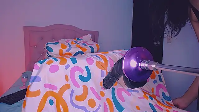 Ariss-hot online show from November 25, 2025, 2:45 am