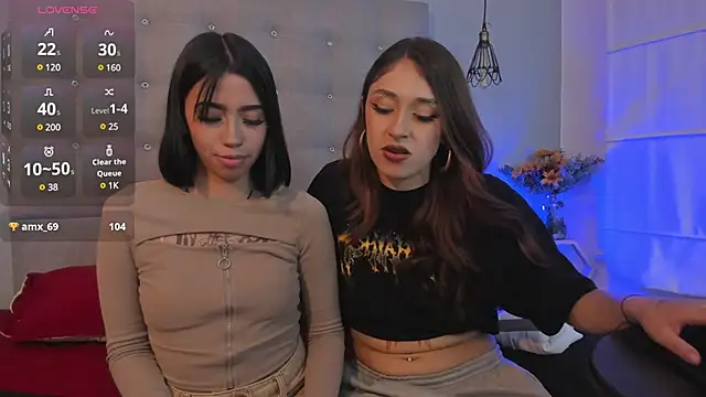 Zowi Hottiee online show from December 4, 2024, 2:58 am