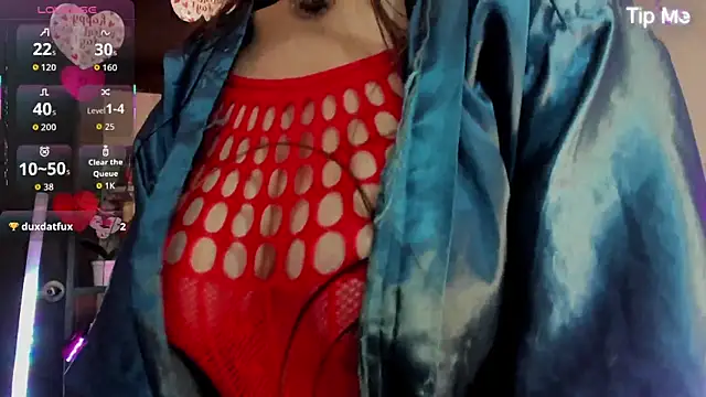 Emilytafur online show from February 14, 2026, 5:57 pm