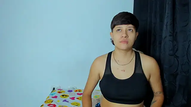 Snapshot of violet_casper_ chatting on December 31, 2024, 5:55 am violet casper online show from December 31, 2024, 5:55 am