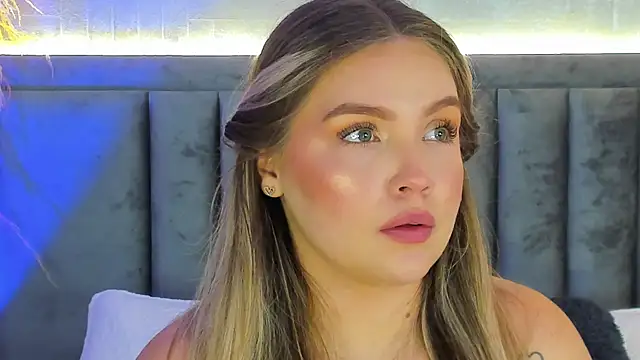 GaiaBaker online show from October 18, 2025, 4:42 pm