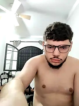 Snapshot of sjhdhdhdjdbdhdjdn chatting on December 11, 2024, 1:28 pm sjhdhdhdjdbdhdjdn online show from December 11, 2024, 1:28 pm