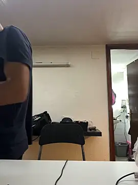 Snapshot of donnuozfutura chatting on November 30, 2025, 11:33 am donnuozfutura online show from November 30, 2025, 11:33 am