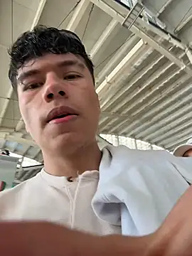 Logan smith1 online show from November 12, 2025, 3:38 pm