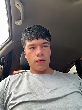 Logan smith1 online show from November 26, 2025, 5:57 pm