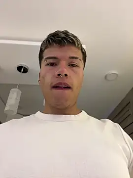 Logan smith1 online show from March 18, 2025, 11:31 pm