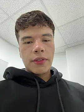 Snapshot of Logan_smith1 chatting on March 25, 2026, 3:11 pm Logan smith1 online show from March 25, 2026, 3:11 pm