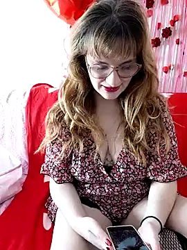 Snapshot of PrincesseMalicia chatting on February 17, 2026, 2:36 pm PrincesseMalicia online show from February 17, 2026, 2:36 pm