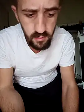 Snapshot of GrofLicno chatting on December 4, 2025, 12:15 pm GrofLicno online show from December 4, 2025, 12:15 pm