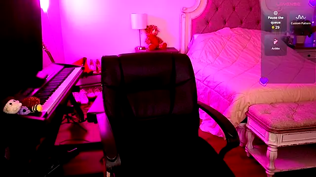 JasmineWinters online show from March 14, 2026, 9:59 am