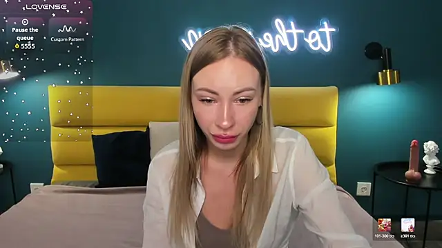 Snapshot of Diana_Garrett chatting on June 11, 2026, 8:44 am Diana Garrett online show from June 11, 2026, 8:44 am