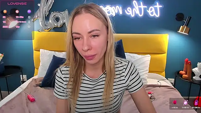 Snapshot of Diana_Garrett chatting on March 3, 2025, 5:26 am Diana Garrett online show from March 3, 2025, 5:26 am