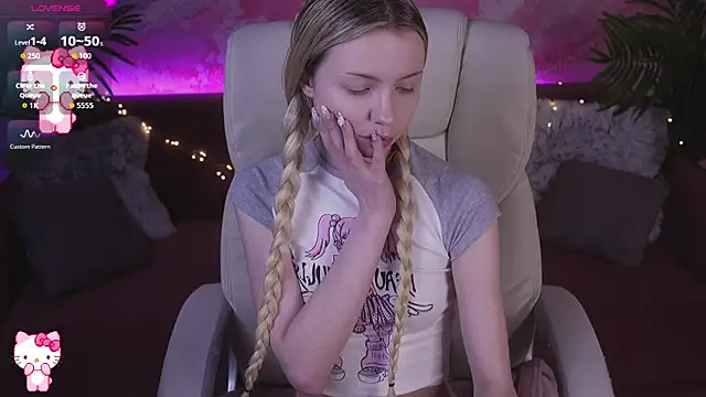 EviStar online show from April 5, 2026, 7:48 am