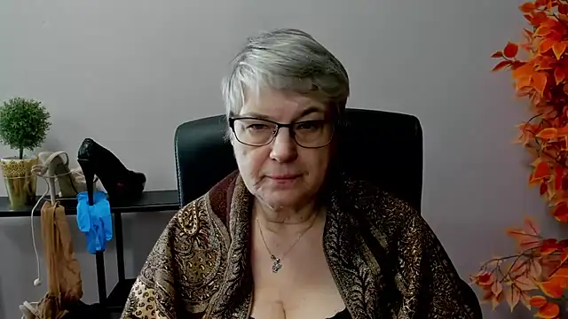 IrisDream online show from March 21, 2025, 10:50 am