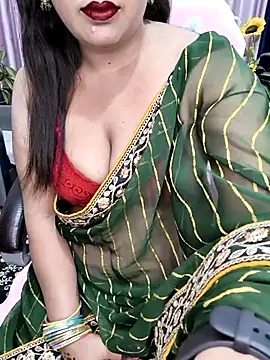 Snapshot of Cute-Raashii chatting on April 6, 2026, 11:28 pm Cute-Raashii online show from April 6, 2026, 11:28 pm