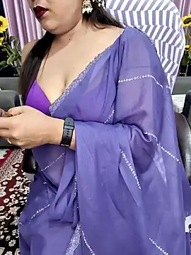 Snapshot of Cute-Raashii chatting on April 11, 2026, 4:10 pm Cute-Raashii online show from April 11, 2026, 4:10 pm