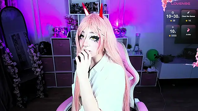 Snapshot of Aki__Ra chatting on September 14, 2025, 4:07 pm Aki Ra online show from September 14, 2025, 4:07 pm