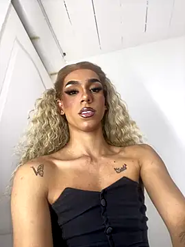 Snapshot of briana_sex32 chatting on November 27, 2025, 2:28 pm briana sex32 online show from November 27, 2025, 2:28 pm