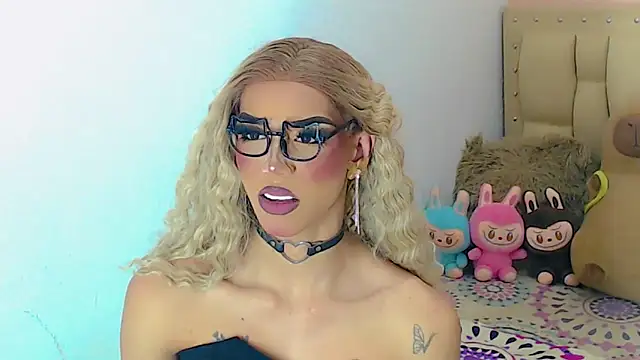 Snapshot of briana_sex32 chatting on November 27, 2025, 2:23 am briana sex32 online show from November 27, 2025, 2:23 am