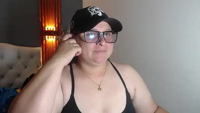 katty femdom online show from May 17, 2026, 12:16 pm