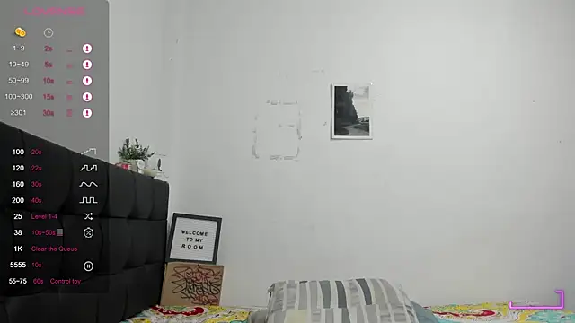 Snapshot of RoddyRich11 chatting on April 4, 2026, 12:45 pm RoddyRich11 online show from April 4, 2026, 12:45 pm