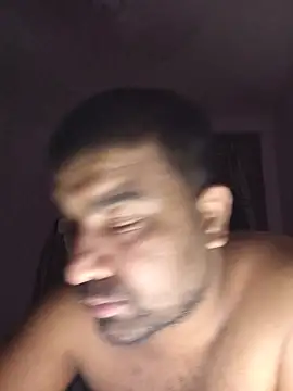 Snapshot of L9vefromAkhil chatting on March 30, 2026, 9:27 pm L9vefromAkhil online show from March 30, 2026, 9:27 pm