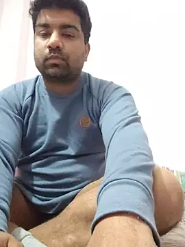 Snapshot of L9vefromAkhil chatting on February 14, 2026, 4:18 pm L9vefromAkhil online show from February 14, 2026, 4:18 pm