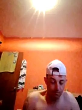 Fabiocapao01 online show from October 26, 2025, 9:48 pm