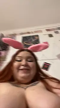 Snapshot of Helen_Shine chatting on March 1, 2025, 9:15 pm Helen Shine online show from March 1, 2025, 9:15 pm