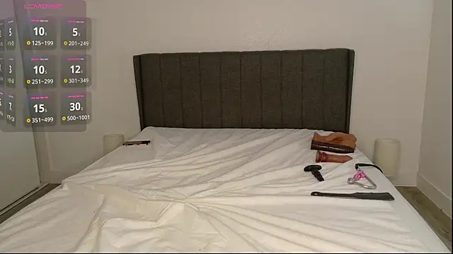 Snapshot of misscatxo chatting on April 15, 2026, 10:54 pm misscatxo online show from April 15, 2026, 10:54 pm