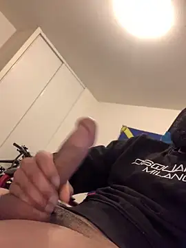 metissex online show from April 4, 2026, 1:06 pm