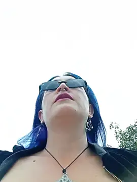 sophie banger online show from January 11, 2026, 6:37 pm