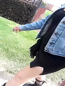 sophie banger online show from October 25, 2025, 7:36 pm