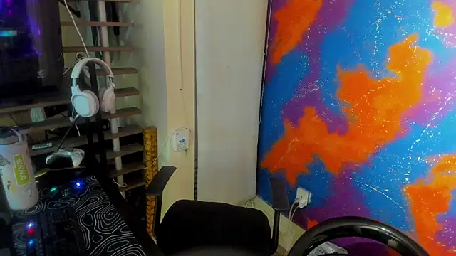 leondevereda online show from September 25, 2025, 12:49 am