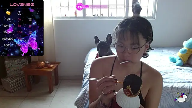 Snapshot of TRIXIE_TANG28 chatting on December 22, 2025, 7:36 pm TRIXIE TANG28 online show from December 22, 2025, 7:36 pm