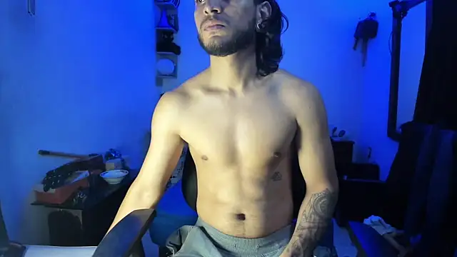 Snapshot of maxximus_100 chatting on March 20, 2025, 9:13 pm maxximus 100 online show from March 20, 2025, 9:13 pm