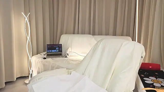 Snapshot of 2hyun chatting on December 1, 2025, 1:34 pm 2hyun online show from December 1, 2025, 1:34 pm