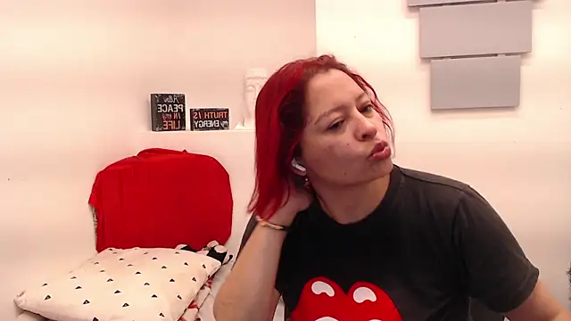 Snapshot of eva_twiss chatting on February 21, 2026, 12:07 pm eva twiss online show from February 21, 2026, 12:07 pm