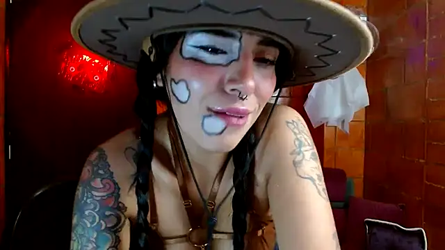 Snapshot of Raven__purple chatting on October 17, 2025, 10:11 pm Raven  purple online show from October 17, 2025, 10:11 pm