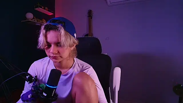 Snapshot of marlena3312 chatting on February 3, 2026, 1:16 pm marlena3312 online show from February 3, 2026, 1:16 pm