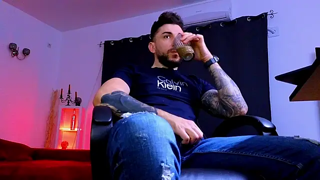 Snapshot of MightyAaron66 chatting on April 3, 2026, 2:29 am MightyAaron66 online show from April 3, 2026, 2:29 am